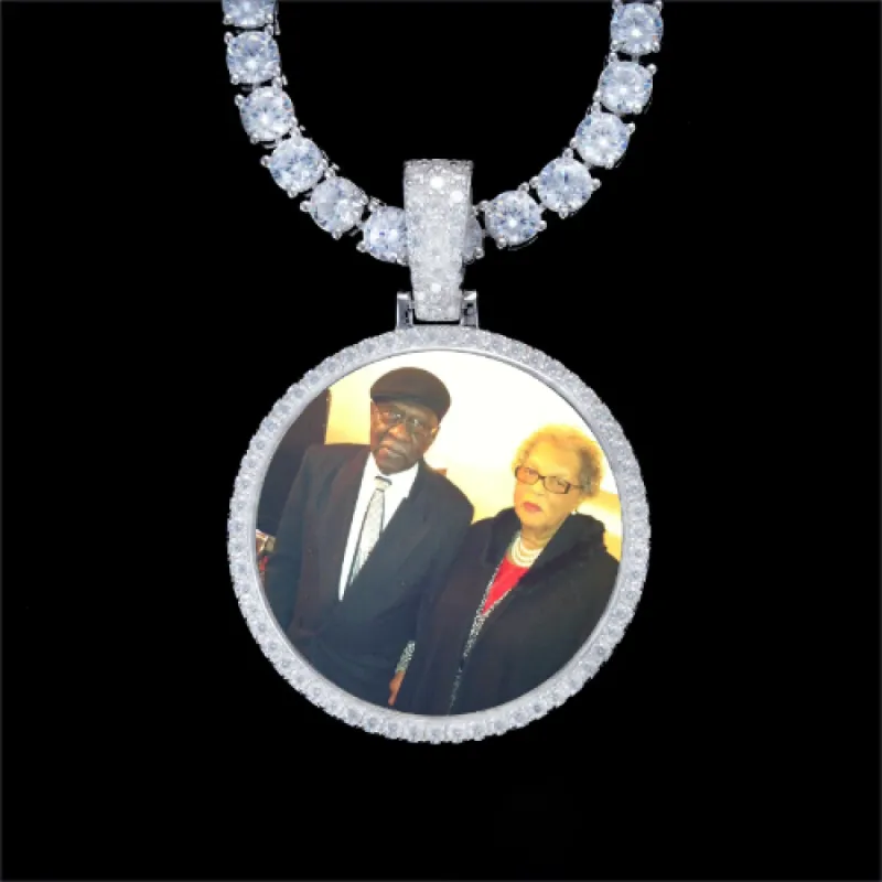 925S & VVS Moissanite 3D Circle Custom Picture Pendant sold by The GUU Shop