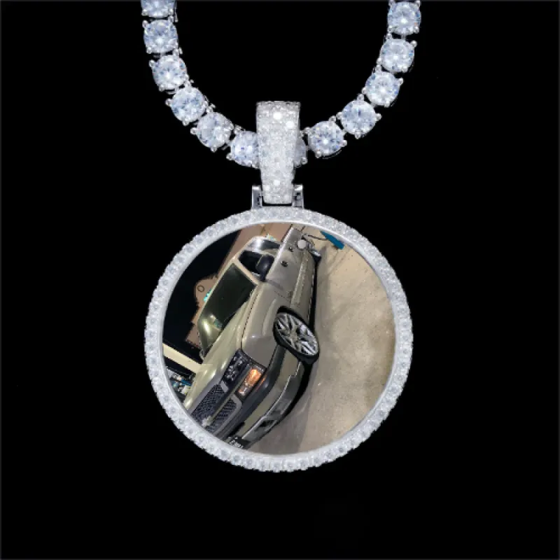 925S & VVS Moissanite 3D Circle Custom Picture Pendant made by The GUU Shop