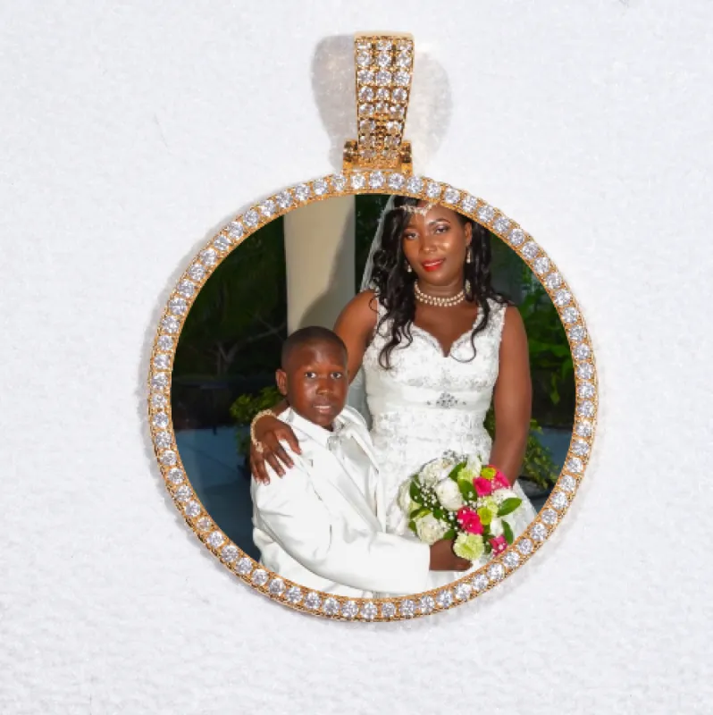 MEDIUM 3D CIRCLE CUSTOM PICTURE PENDANT sold by The GUU Shop