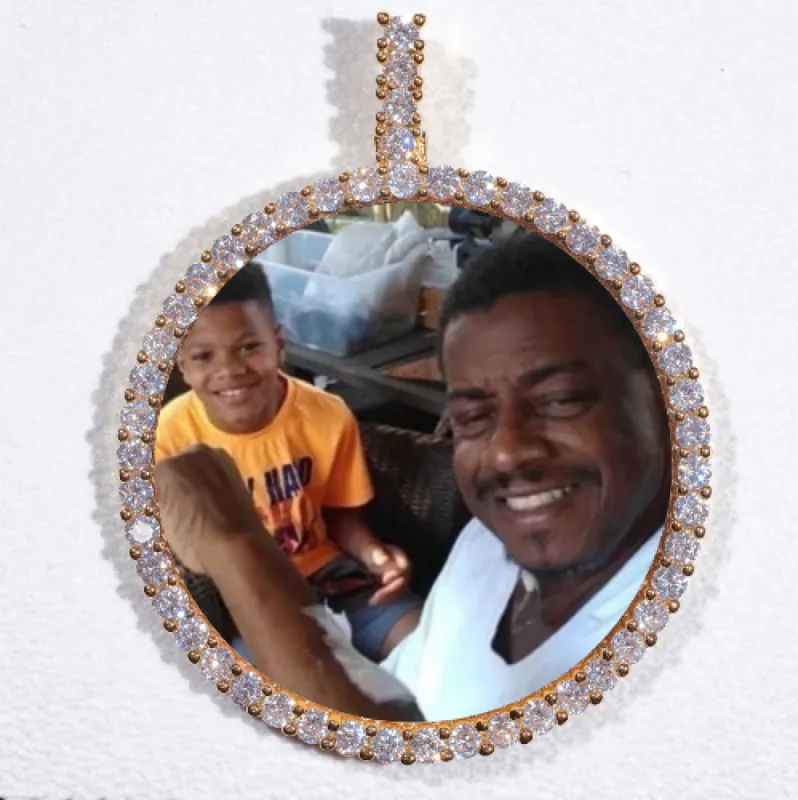 LARGE 3D CIRCLE CUSTOM PICTURE PENDANT made by The GUU Shop