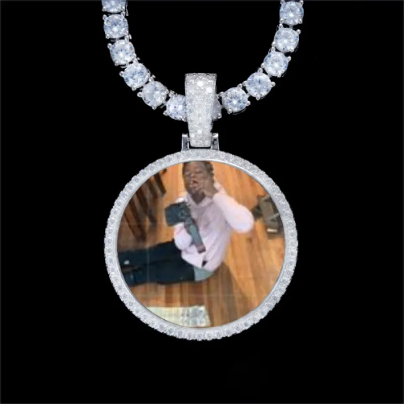 925S & VVS Moissanite 3D Circle Custom Picture Pendant made by The GUU Shop