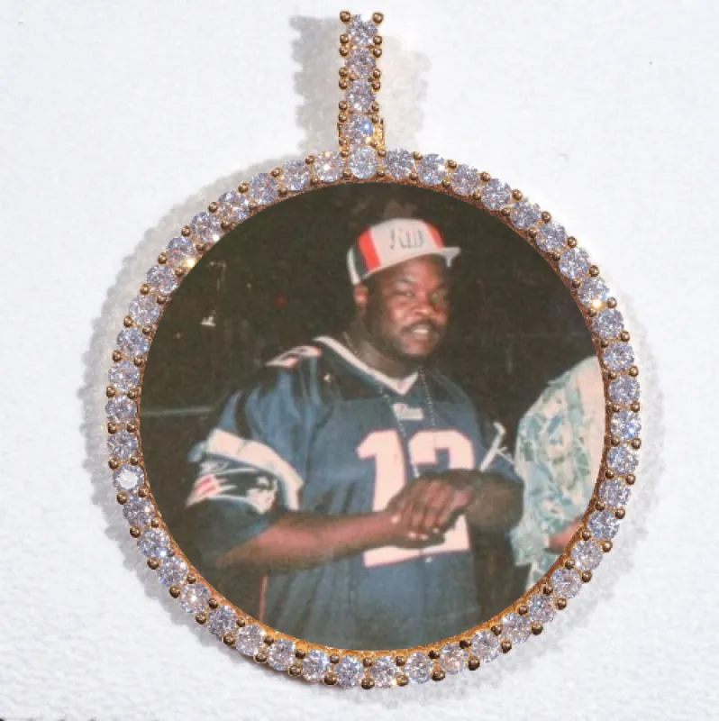 LARGE 3D CIRCLE CUSTOM PICTURE PENDANT made by The GUU Shop