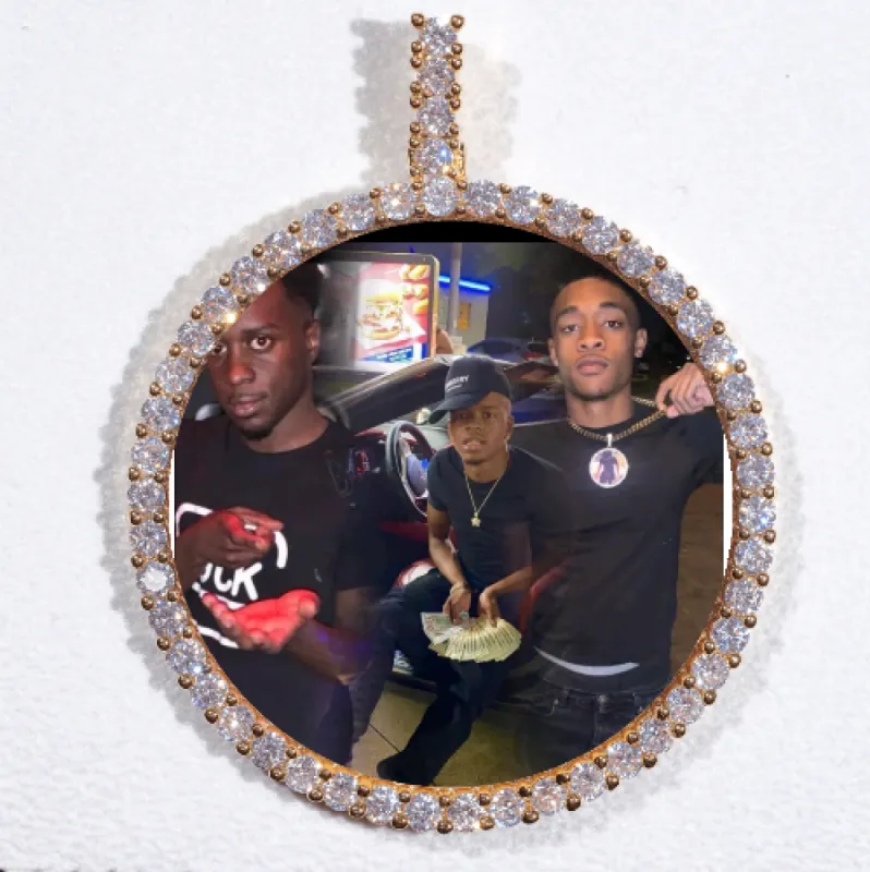 LARGE 3D CIRCLE CUSTOM PICTURE PENDANT made by The GUU Shop