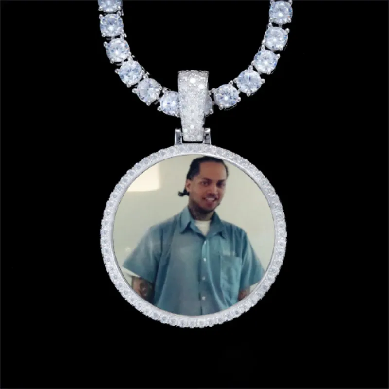 925S & VVS Moissanite 3D Circle Custom Picture Pendant made by The GUU Shop