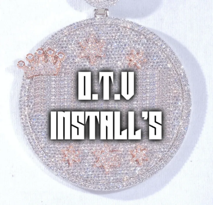 CUSTOM LETTER NECKLACE 3D BIG CROWN DISC sold by The GUU Shop