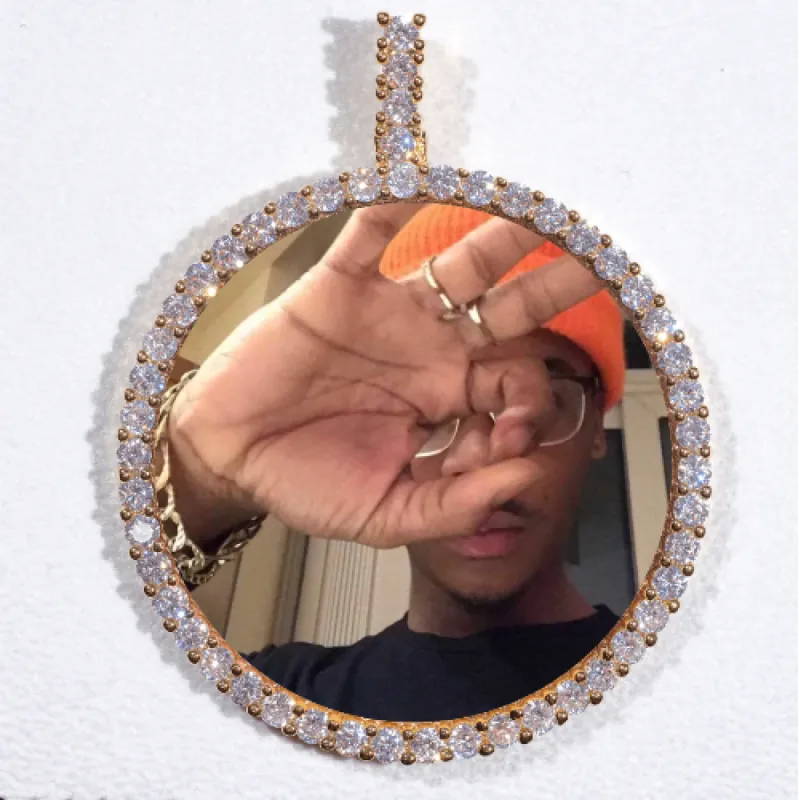 LARGE 3D CIRCLE CUSTOM PICTURE PENDANT made by The GUU Shop