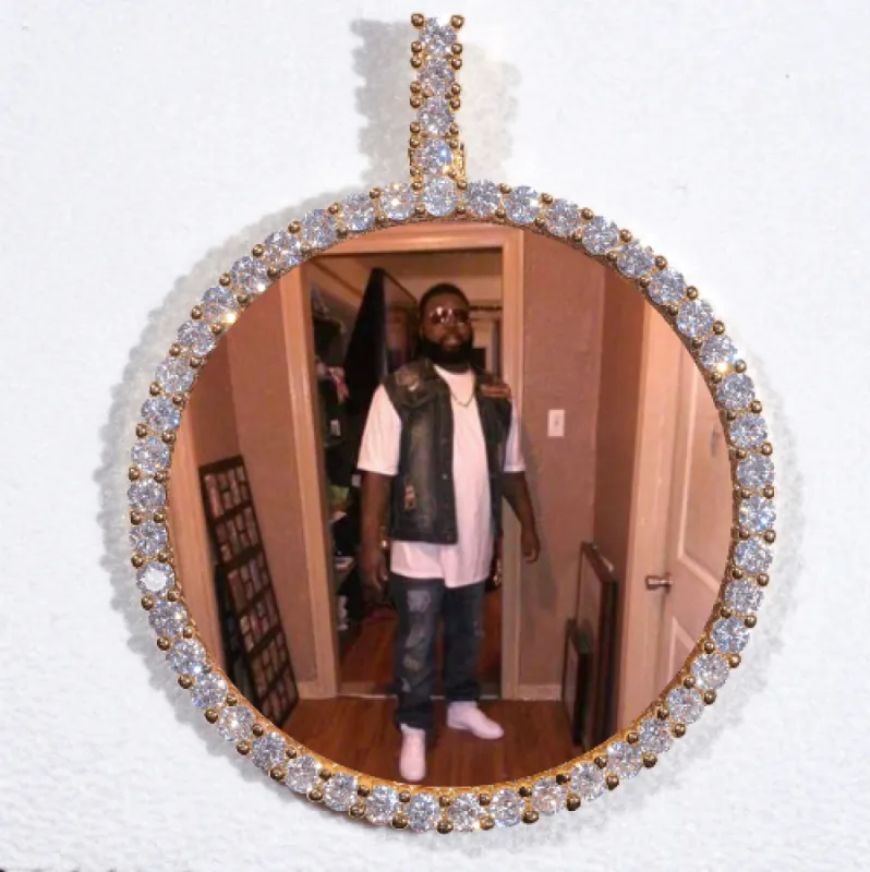 LARGE 3D CIRCLE CUSTOM PICTURE PENDANT made by The GUU Shop