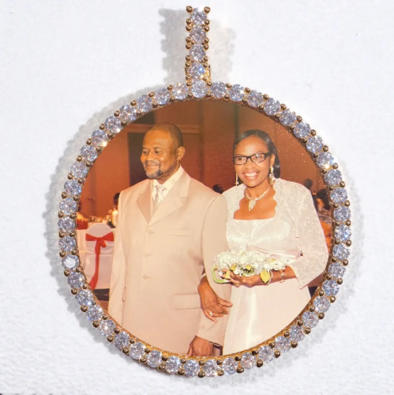 LARGE 3D CIRCLE CUSTOM PICTURE PENDANT sold by The GUU Shop