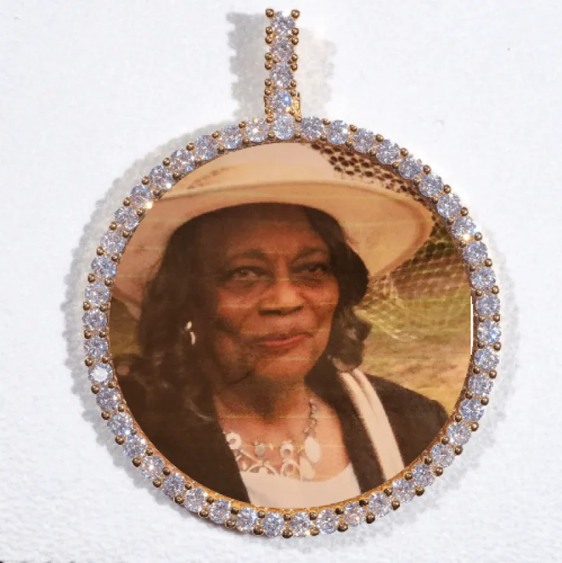 LARGE 3D CIRCLE CUSTOM PICTURE PENDANT sold by The GUU Shop