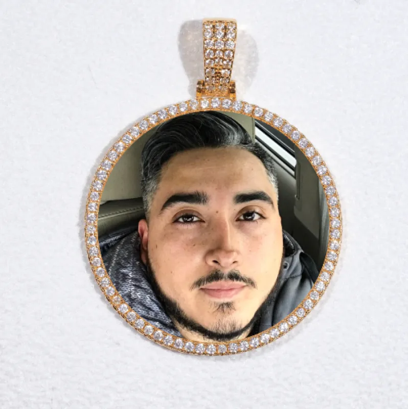 MEDIUM 3D CIRCLE CUSTOM PICTURE PENDANT made by The GUU Shop