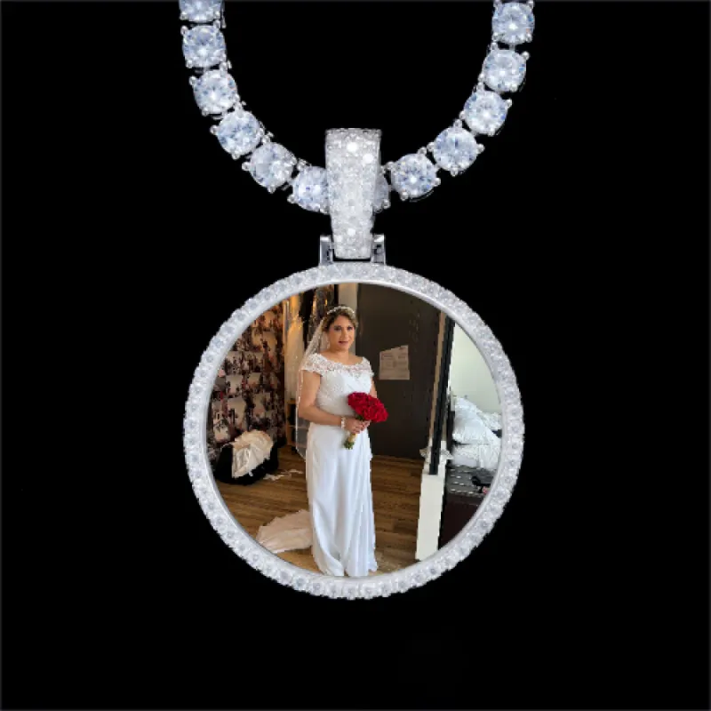 925S & VVS Moissanite 3D Circle Custom Picture Pendant sold by The GUU Shop