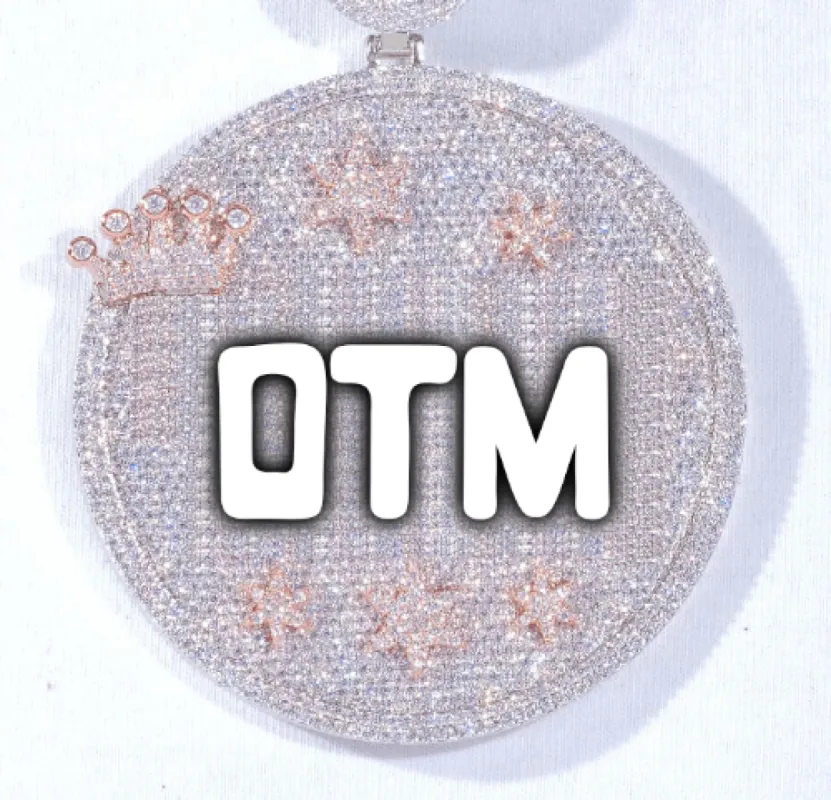 CUSTOM LETTER NECKLACE 3D BIG CROWN DISC sold by The GUU Shop