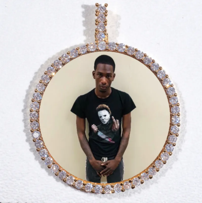 LARGE 3D CIRCLE CUSTOM PICTURE PENDANT made by The GUU Shop