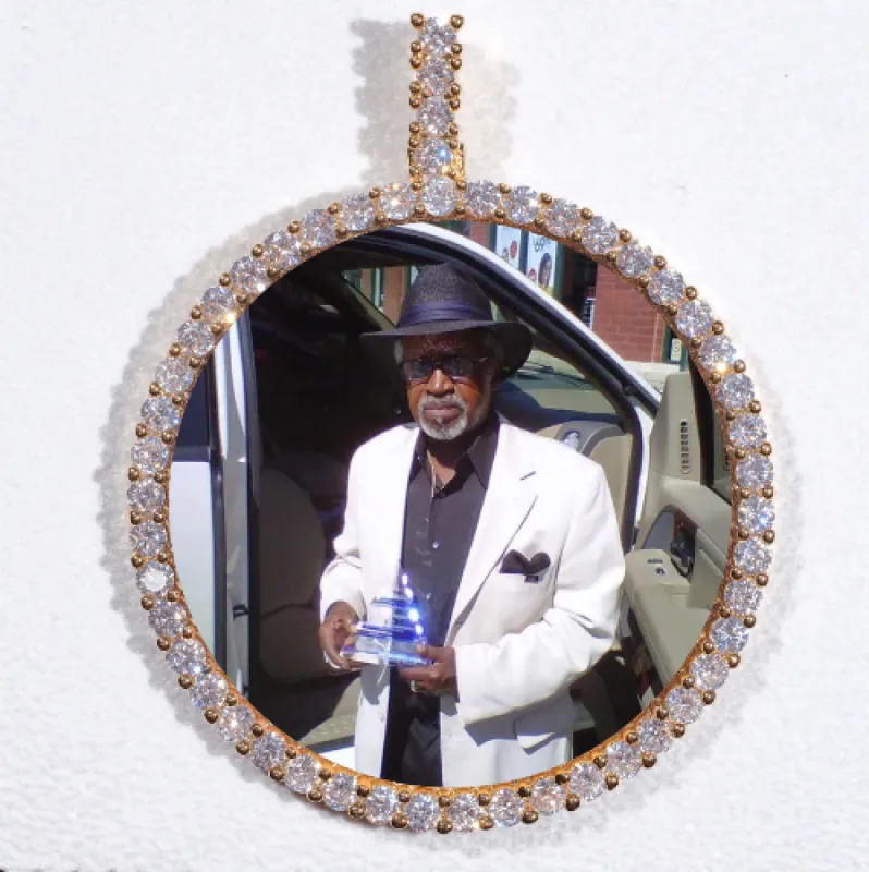 LARGE 3D CIRCLE CUSTOM PICTURE PENDANT sold by The GUU Shop