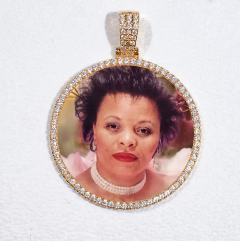 MEDIUM 3D CIRCLE CUSTOM PICTURE PENDANT sold by The GUU Shop