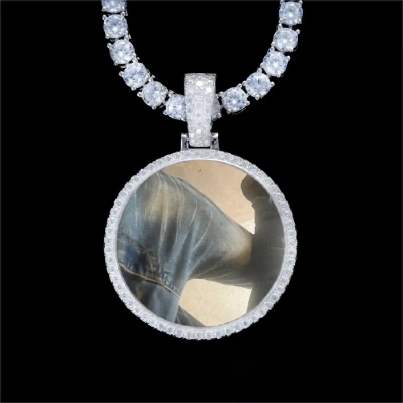 925S & VVS Moissanite 3D Circle Custom Picture Pendant made by The GUU Shop