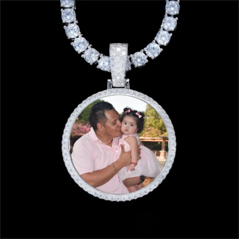 925S & VVS Moissanite 3D Circle Custom Picture Pendant made by The GUU Shop