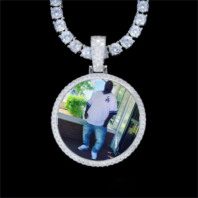 925S & VVS Moissanite 3D Circle Custom Picture Pendant made by The GUU Shop