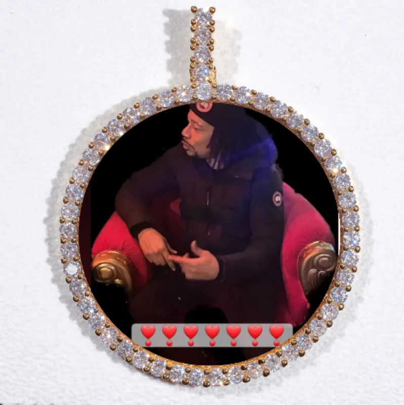 LARGE 3D CIRCLE CUSTOM PICTURE PENDANT made by The GUU Shop