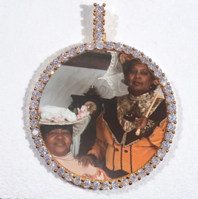 LARGE 3D CIRCLE CUSTOM PICTURE PENDANT sold by The GUU Shop