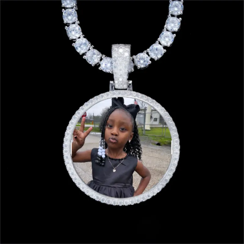 925S & VVS Moissanite 3D Circle Custom Picture Pendant sold by The GUU Shop