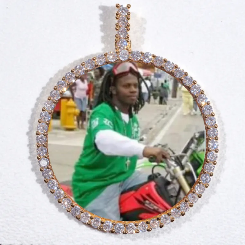 LARGE 3D CIRCLE CUSTOM PICTURE PENDANT made by The GUU Shop