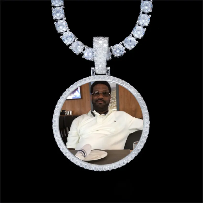 925S & VVS Moissanite 3D Circle Custom Picture Pendant made by The GUU Shop