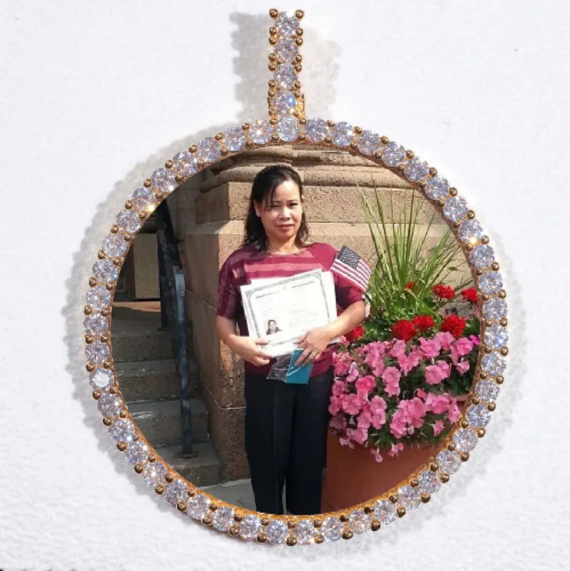 LARGE 3D CIRCLE CUSTOM PICTURE PENDANT sold by The GUU Shop