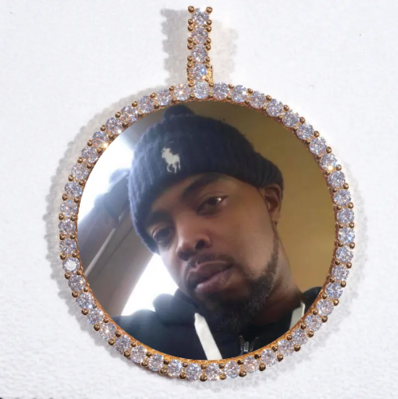 LARGE 3D CIRCLE CUSTOM PICTURE PENDANT made by The GUU Shop