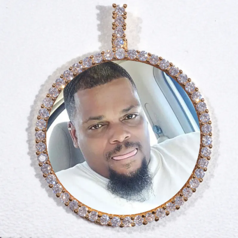 LARGE 3D CIRCLE CUSTOM PICTURE PENDANT made by The GUU Shop