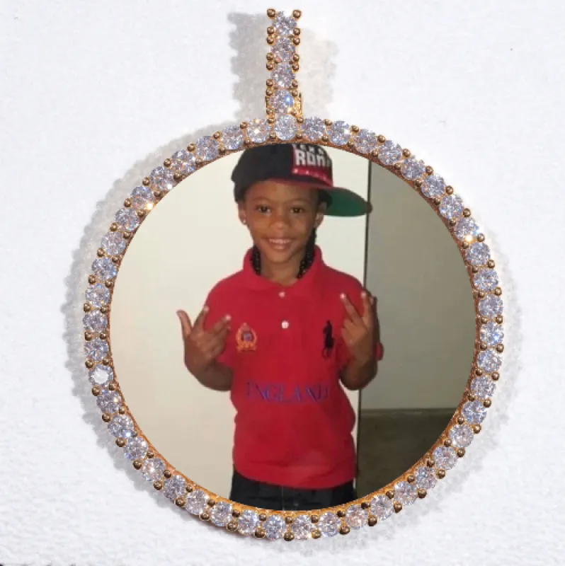 LARGE 3D CIRCLE CUSTOM PICTURE PENDANT made by The GUU Shop