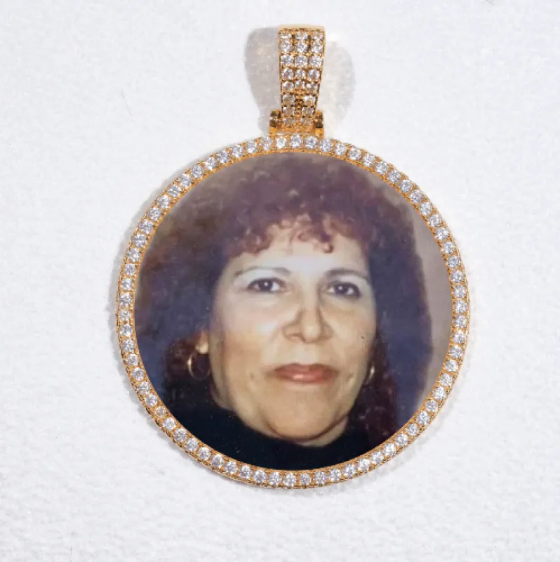 MEDIUM 3D CIRCLE CUSTOM PICTURE PENDANT sold by The GUU Shop