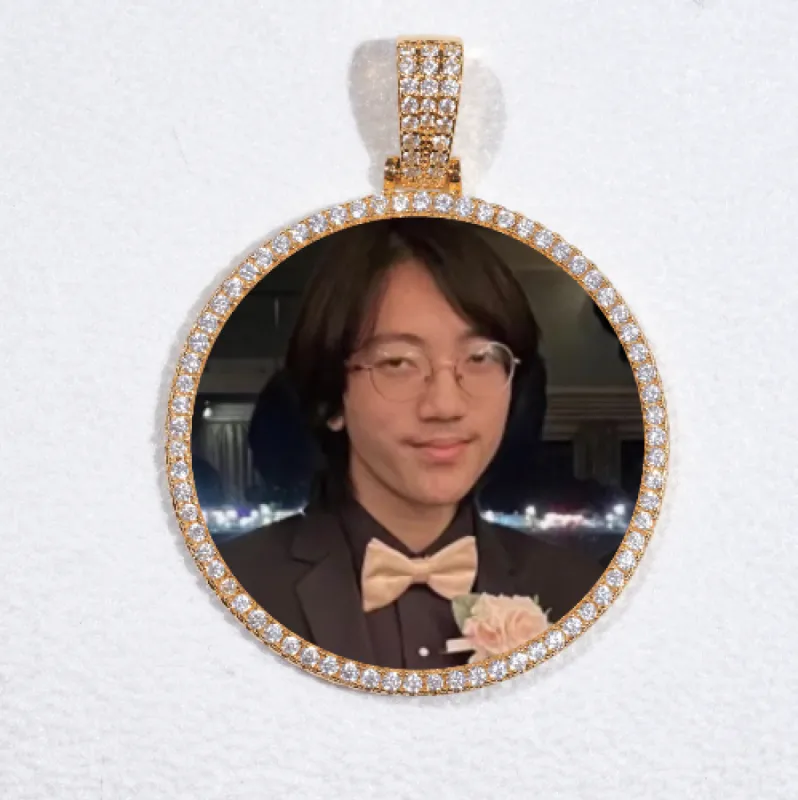 MEDIUM 3D CIRCLE CUSTOM PICTURE PENDANT sold by The GUU Shop