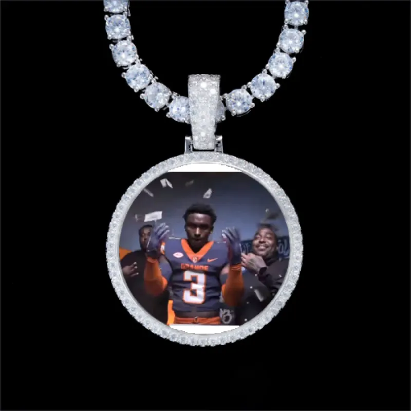 925S & VVS Moissanite 3D Circle Custom Picture Pendant made by The GUU Shop