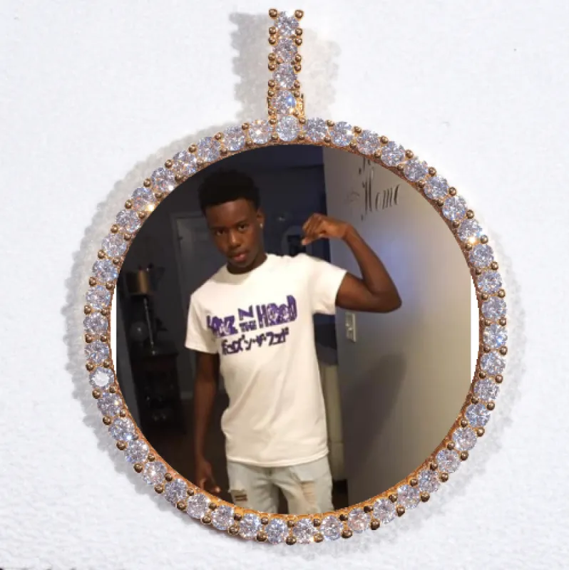 LARGE 3D CIRCLE CUSTOM PICTURE PENDANT made by The GUU Shop