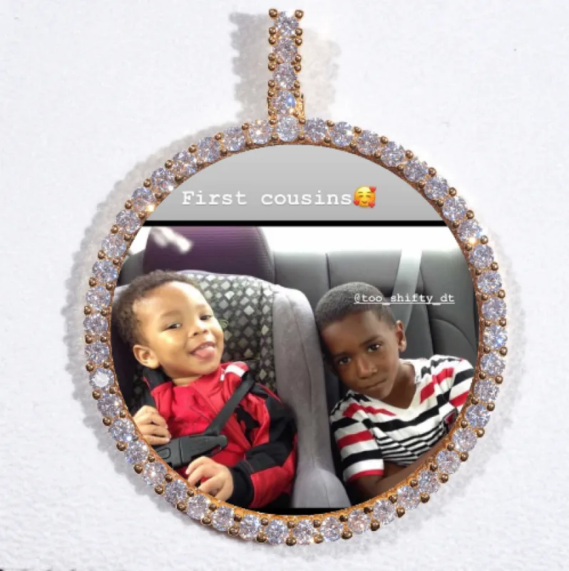 LARGE 3D CIRCLE CUSTOM PICTURE PENDANT made by The GUU Shop