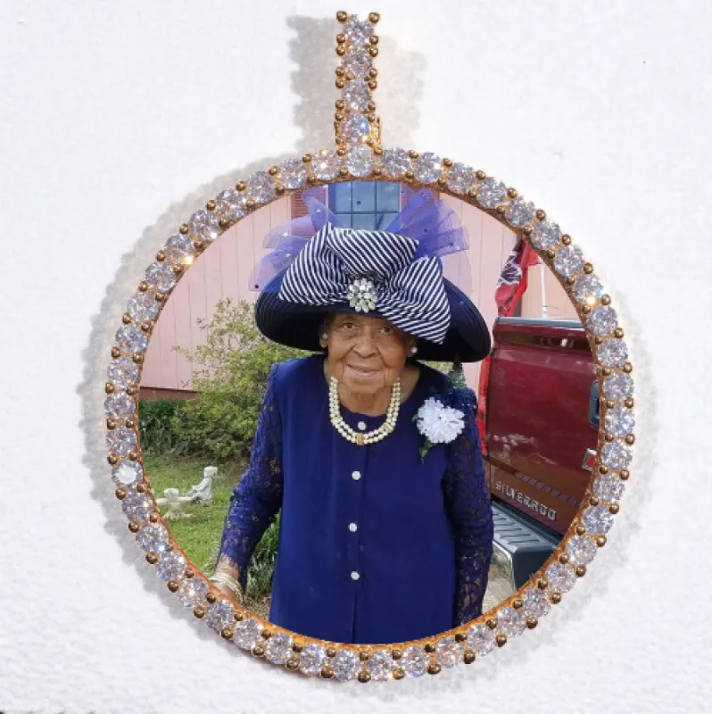 LARGE 3D CIRCLE CUSTOM PICTURE PENDANT sold by The GUU Shop