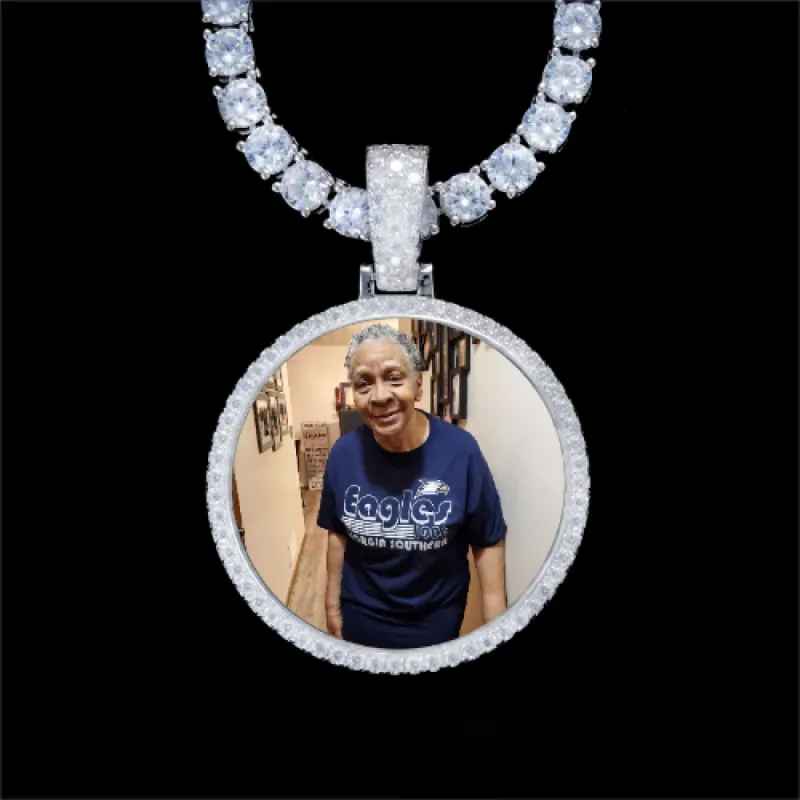 925S & VVS Moissanite 3D Circle Custom Picture Pendant sold by The GUU Shop