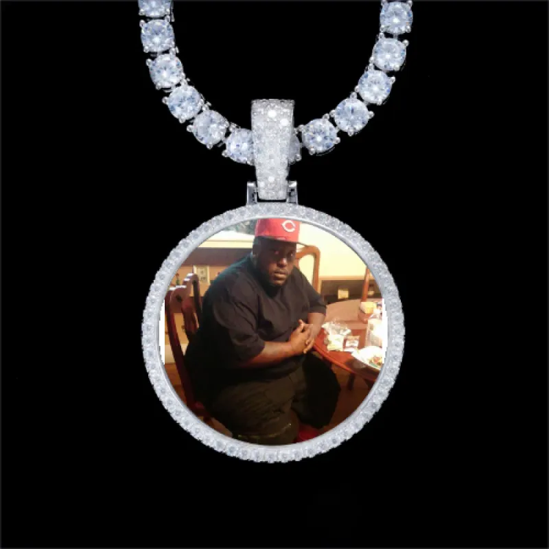 925S & VVS Moissanite 3D Circle Custom Picture Pendant made by The GUU Shop