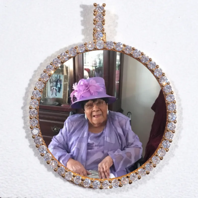 LARGE 3D CIRCLE CUSTOM PICTURE PENDANT sold by The GUU Shop