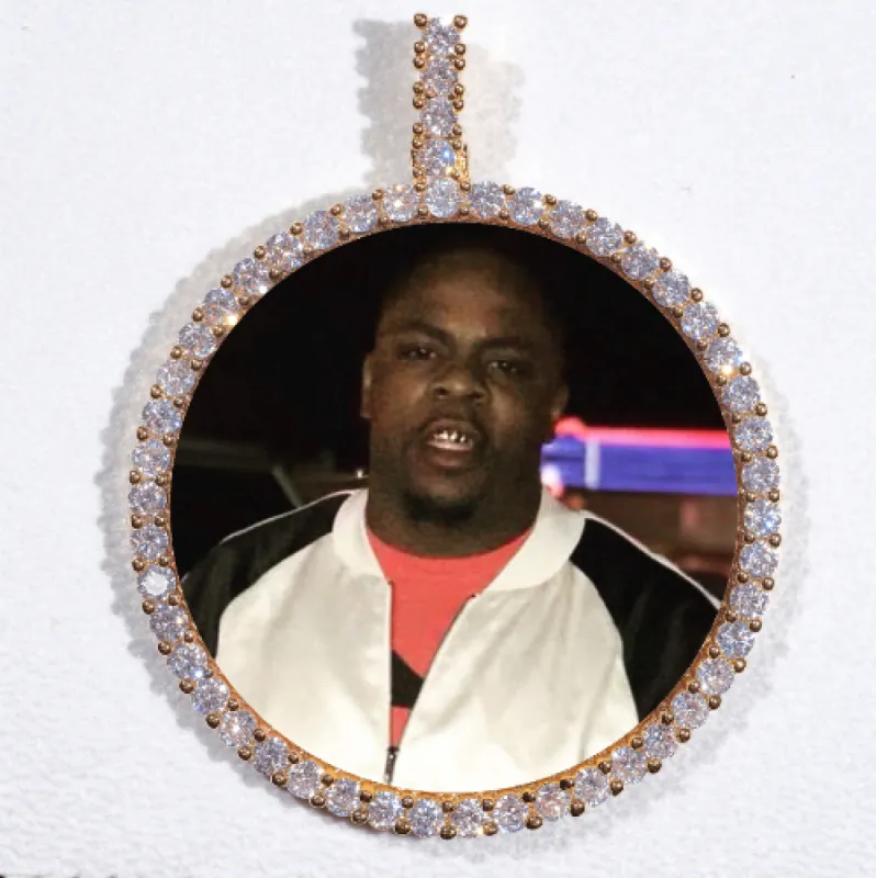 LARGE 3D CIRCLE CUSTOM PICTURE PENDANT made by The GUU Shop