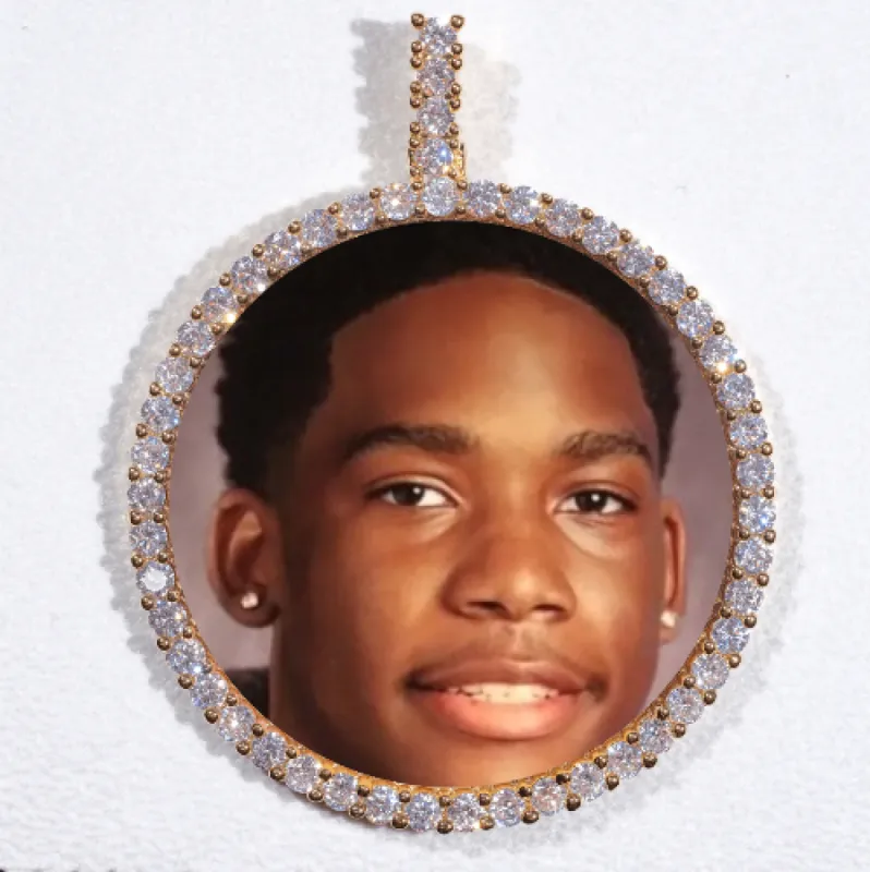 LARGE 3D CIRCLE CUSTOM PICTURE PENDANT made by The GUU Shop