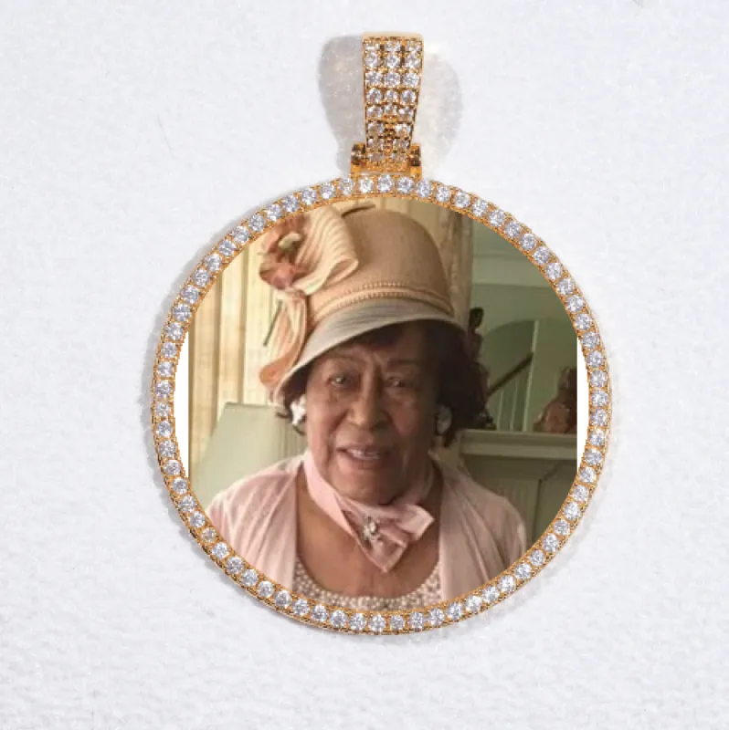 MEDIUM 3D CIRCLE CUSTOM PICTURE PENDANT sold by The GUU Shop