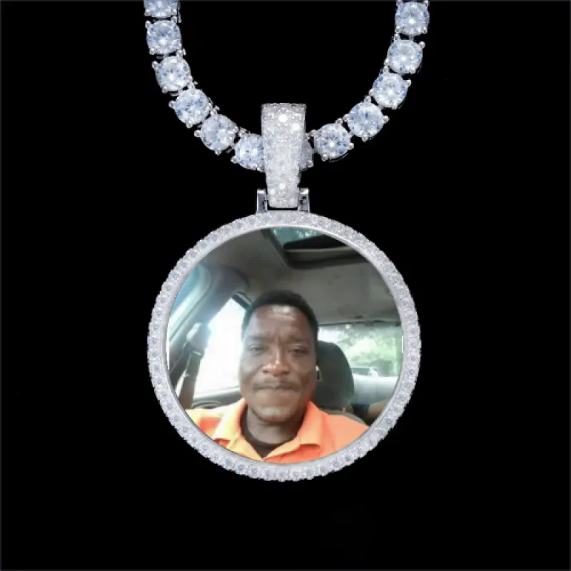 925S & VVS Moissanite 3D Circle Custom Picture Pendant made by The GUU Shop
