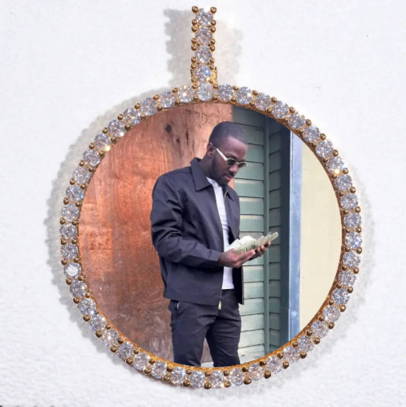 LARGE 3D CIRCLE CUSTOM PICTURE PENDANT sold by The GUU Shop