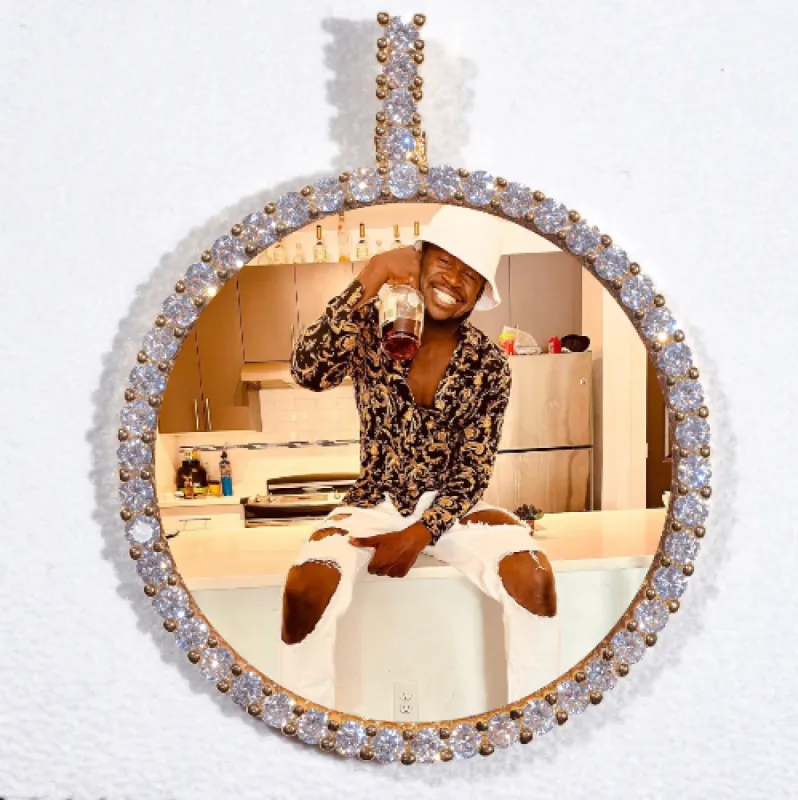 LARGE 3D CIRCLE CUSTOM PICTURE PENDANT made by The GUU Shop