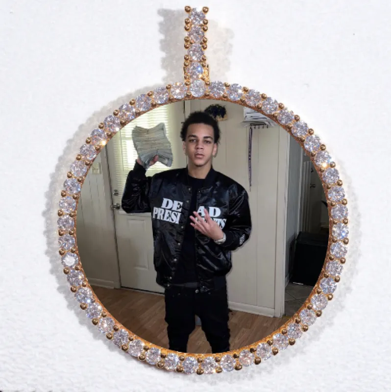 LARGE 3D CIRCLE CUSTOM PICTURE PENDANT made by The GUU Shop