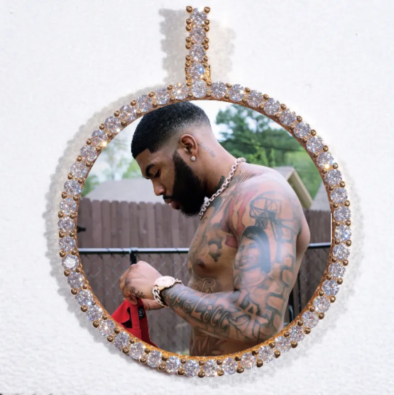 LARGE 3D CIRCLE CUSTOM PICTURE PENDANT made by The GUU Shop