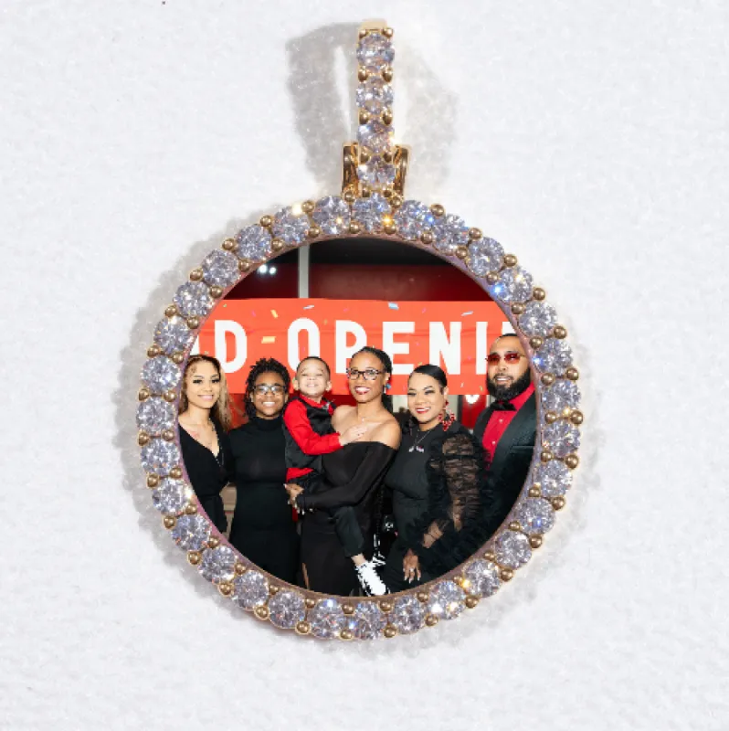 3D CIRCLE CUSTOM PICTURE PENDANT SMALL SIZE sold by The GUU Shop