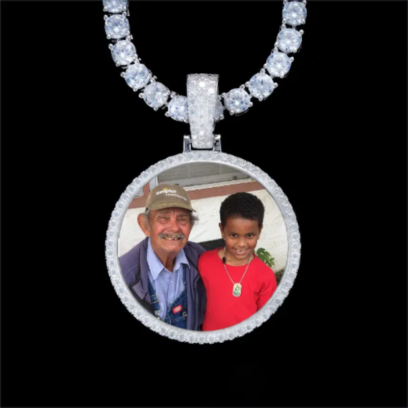 925S & VVS Moissanite 3D Circle Custom Picture Pendant made by The GUU Shop